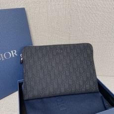 Christian Dior Clutch Bags